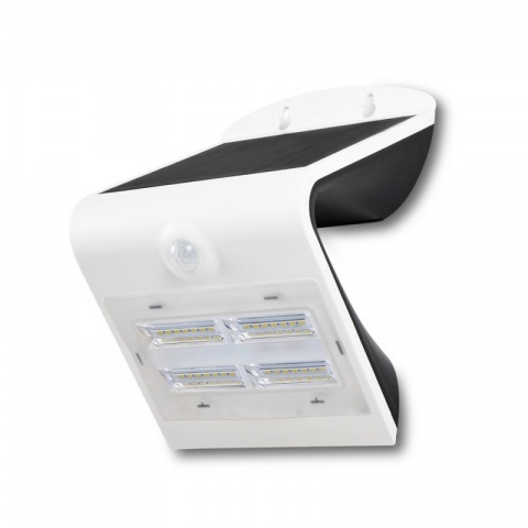 Lampy do ogrodu – tradycyjne czy solarne?